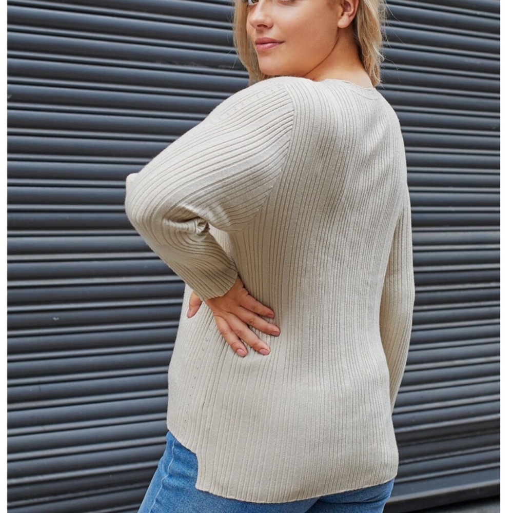 Plus Size Ribbed Knit Sweater - Picture 3 of 4